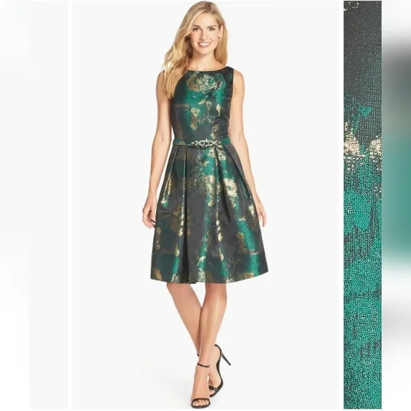 Eliza J Women's Emerald Metallic Jacquard Fit and Flare Dress